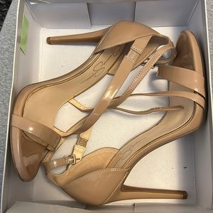 Jessica Simpson Nude Patent Heels